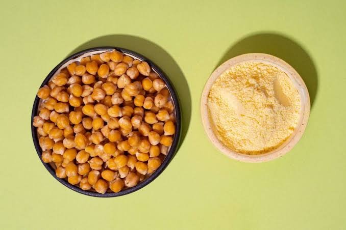 besan vs chickpea flour